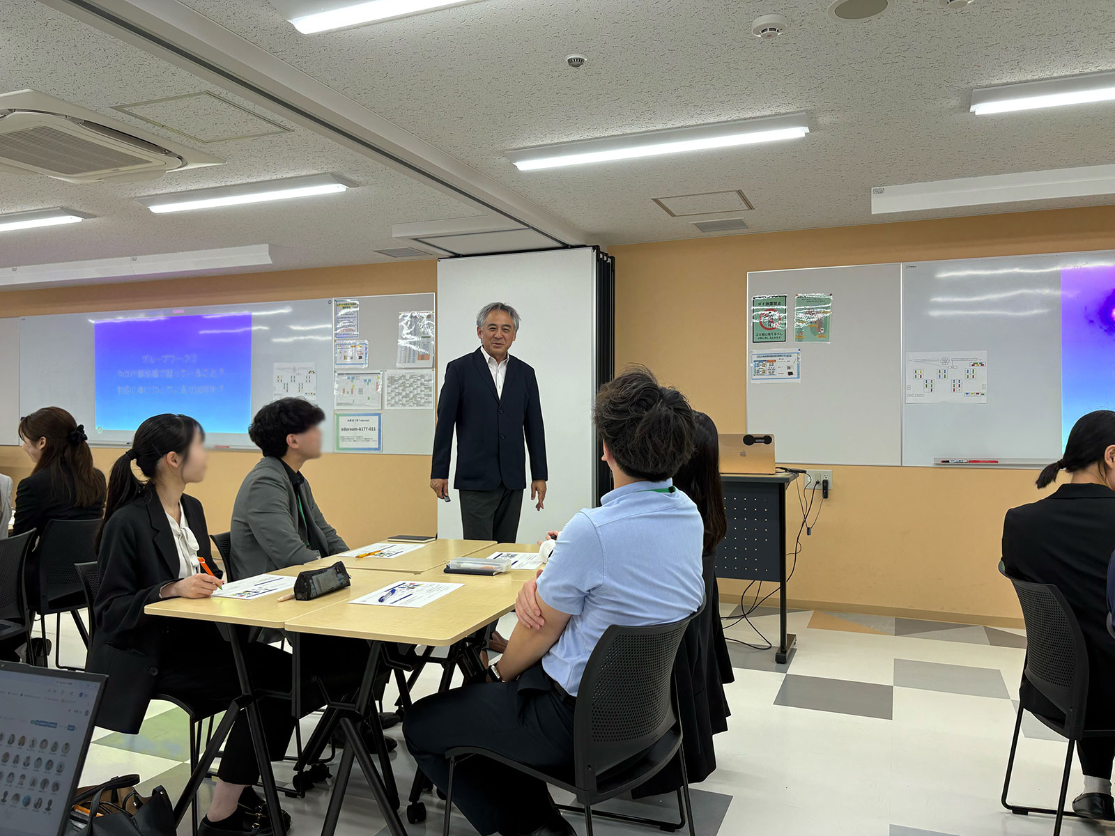 生徒・学生向け研修の様子（ダミー）